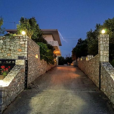 Marianos Apartments Kíssamos Екстериор снимка