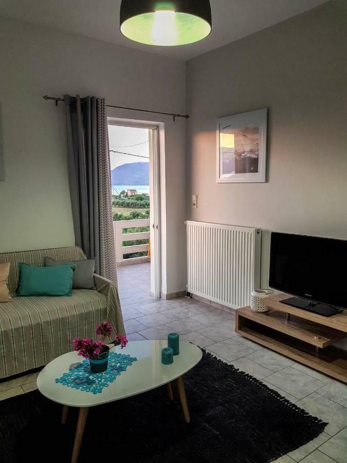 Marianos Apartments Kíssamos Екстериор снимка