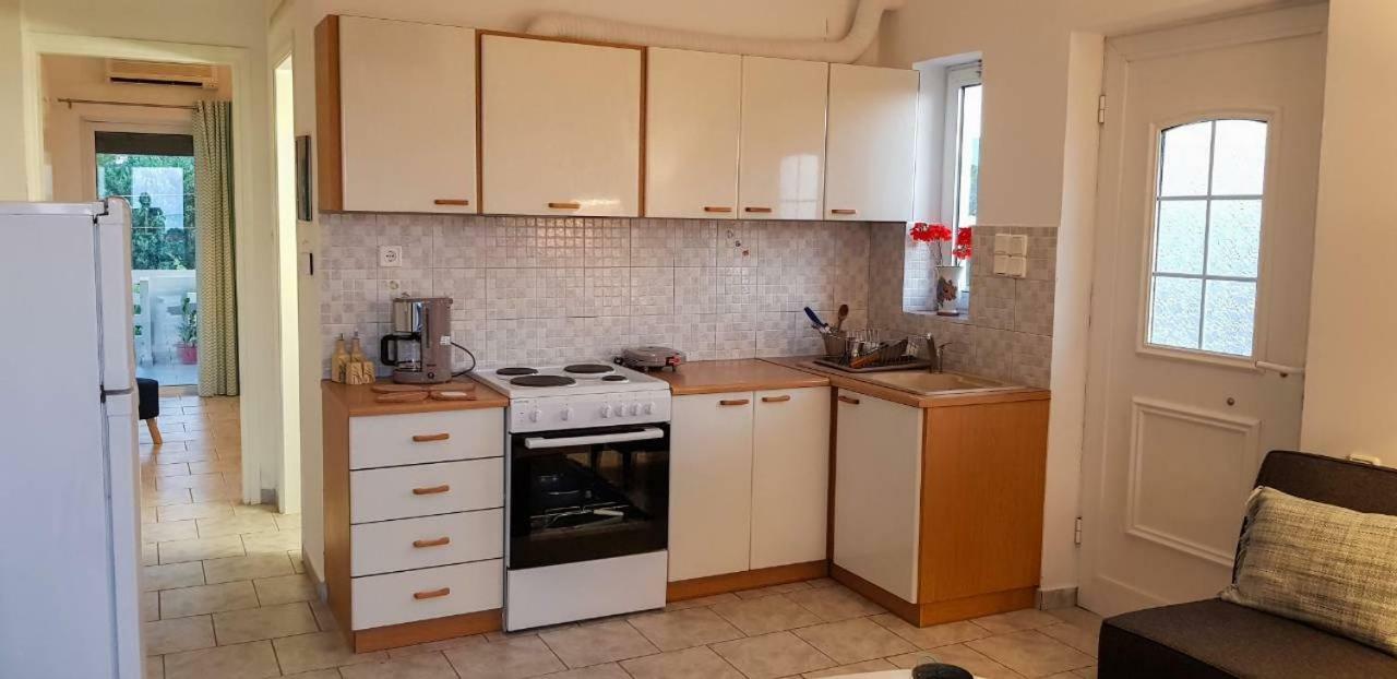 Marianos Apartments Kíssamos Екстериор снимка
